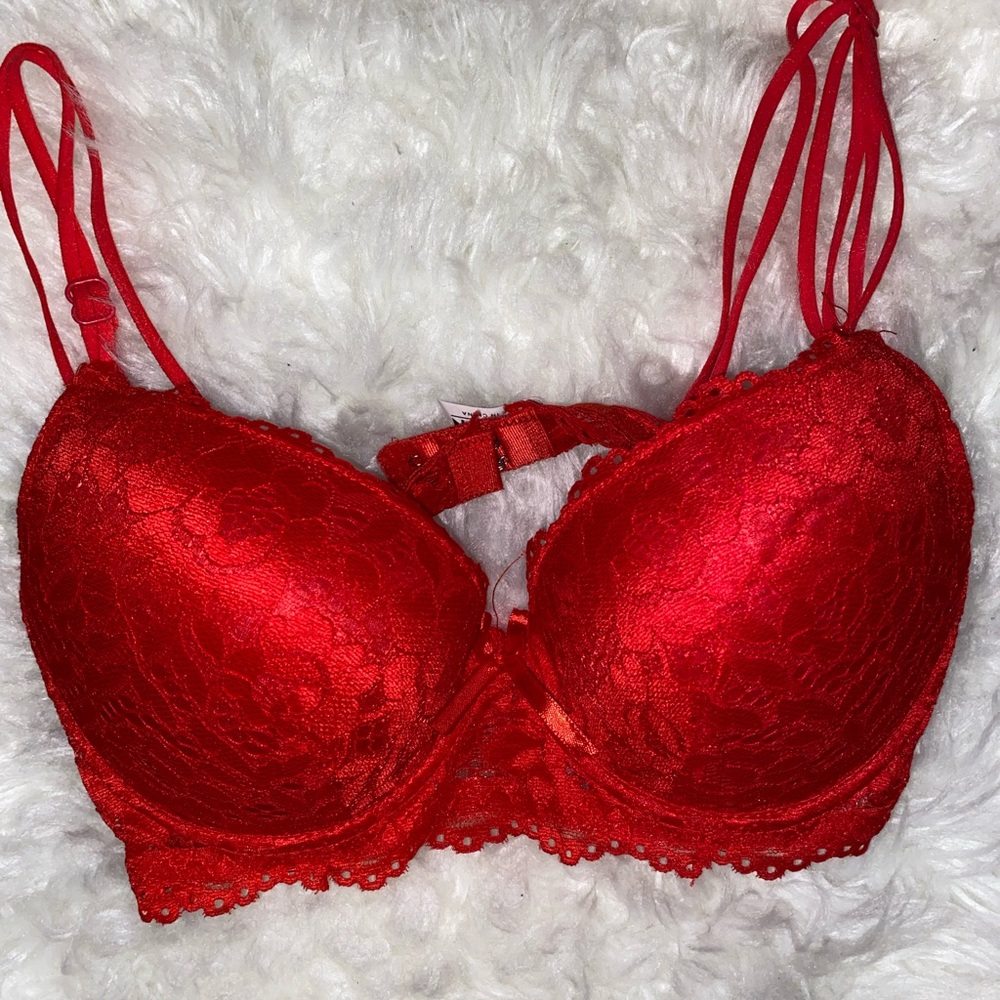 NWOT red bra.